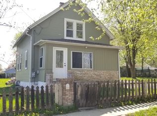 223 Schiller Ave, Aurora, IL 60505