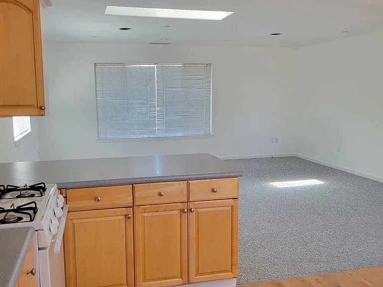 928 Yuba Dr — Photo 6