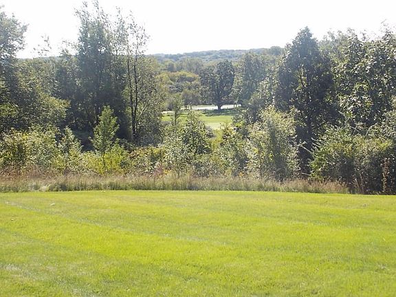 3rd image of N23W30661 Golf Hills Dr