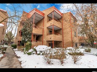 4828 S Highland Cir APT 302, Holladay, UT 84117