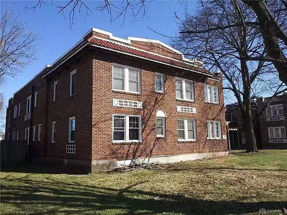 4th image of 24 Arnold Pl APT 424