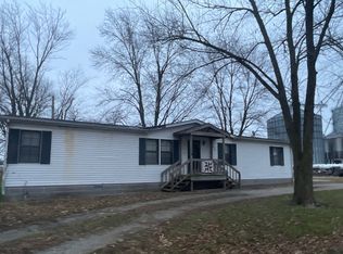 952 Railroad St, Pierron, IL 62273
