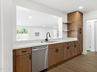 684 W Carla Vista Dr, Chandler, AZ 85225