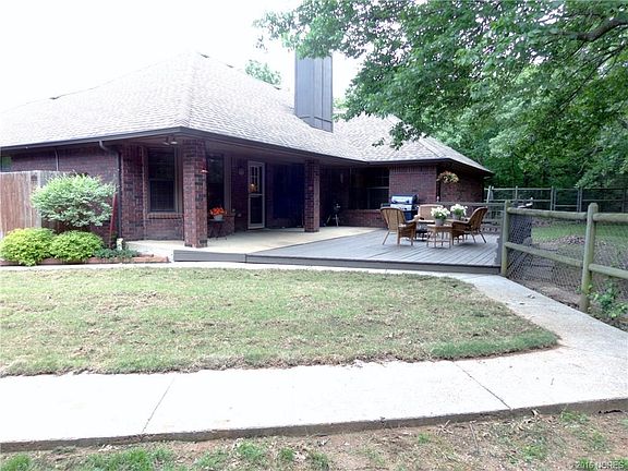 4th image of 103 Craven Ct