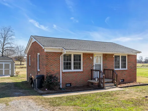 180 Old Huntsville Rd, Fayetteville, TN 37334