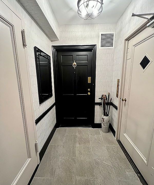 1st image of 230 E 50th St APT 8A