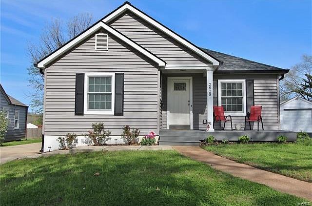 Welcome to 2825 Lawndell Drive!