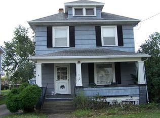 281 E 2nd St, Girard, OH 44420