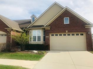 20466 Damask Cir, Clinton Township, MI 48038