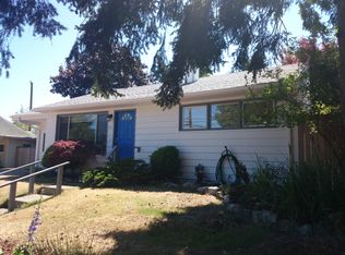 3117 SW Barton St, Seattle, WA 98126