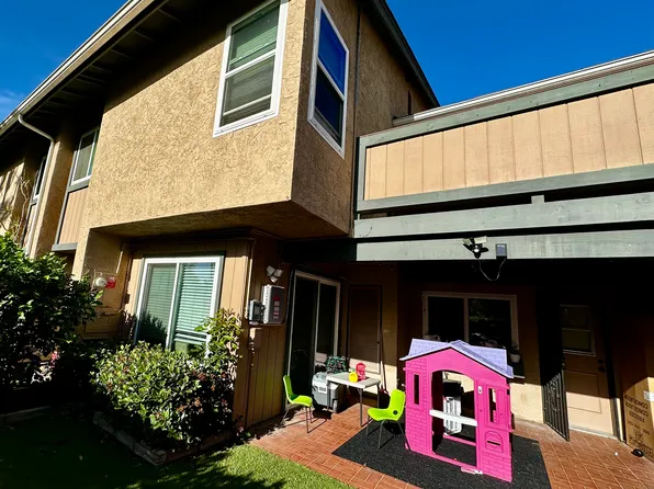 10143 Kerrigan St, Santee, CA 92071
