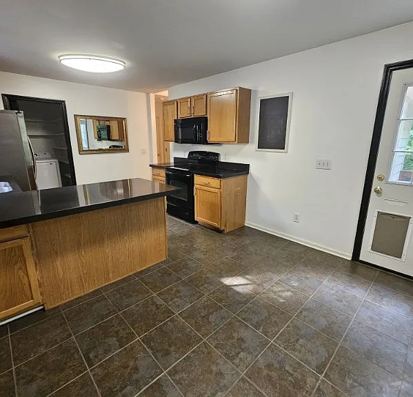2736 Beehnon Way — Photo 16