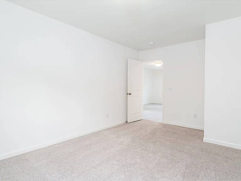 1423 Seawatch Dr — Photo 29
