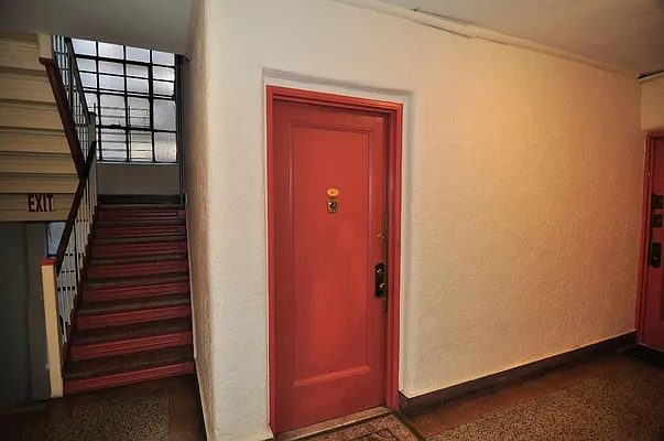 Rented by CENTURY 21 Sunny Gardens Realty, Inc. | media 11