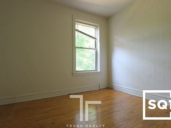 5th image of 5100 N Winchester Ave #5102-1