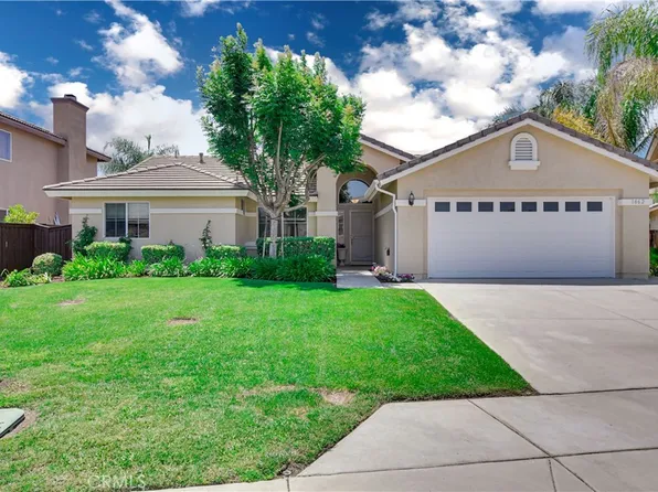 1662 Palomino Dr, San Jacinto, CA 92582