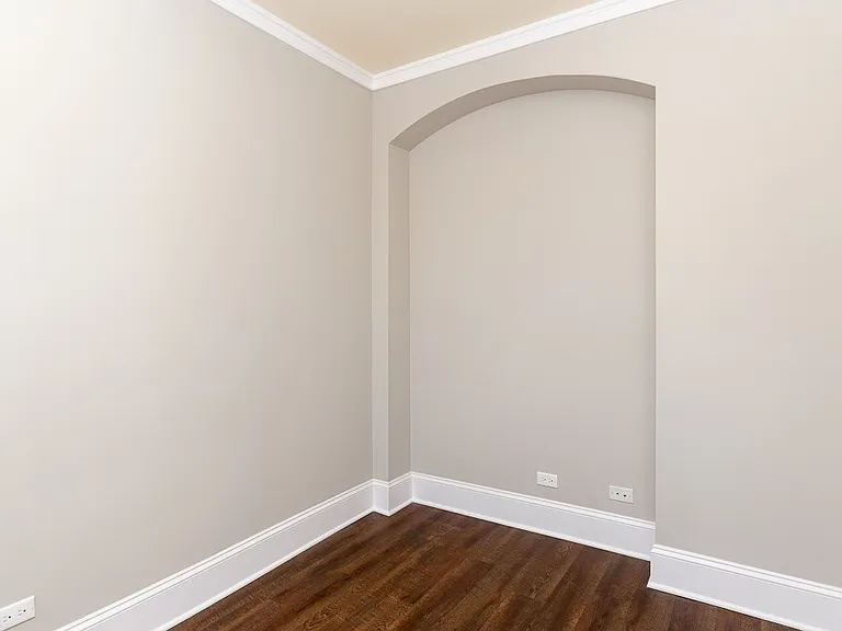 817 W Lakeside Pl #107 — Photo 16