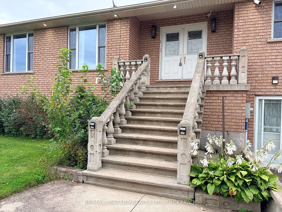 1st image of 1010 Foss Rd