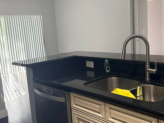 4th image of 2640 S University Dr APT 325
