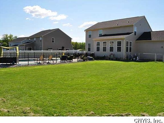 2nd image of 100 Big Bend Way