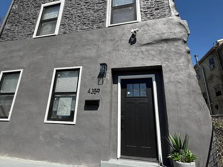 4359 Fleming St — Photo 14
