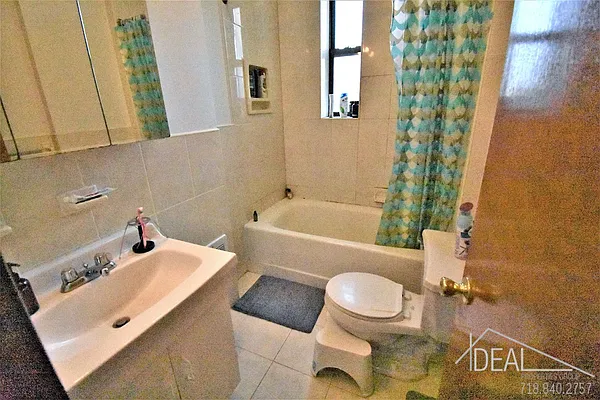 Rented by Ideal Properties Group | media 8