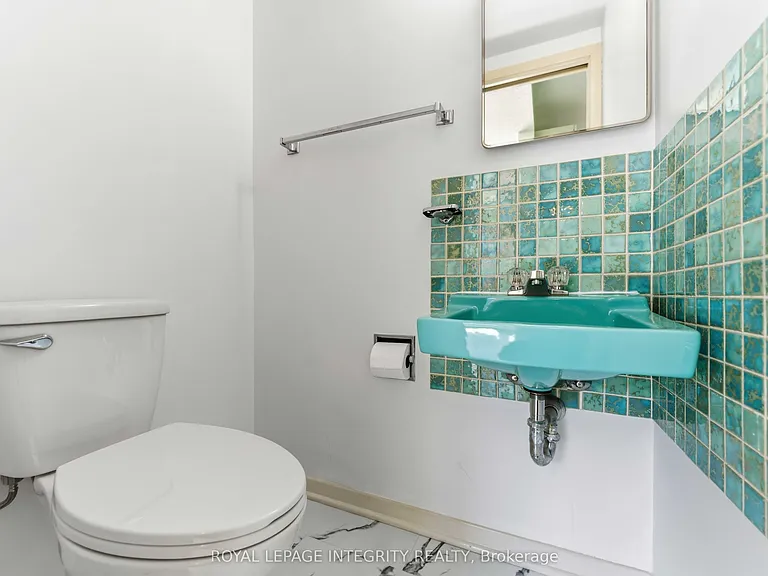 1842 Playfair Dr — Photo 15
