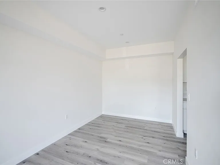 14526 Hartland St #103 — Photo 8