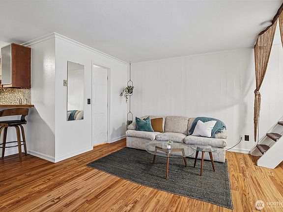 3rd image of 13759 NE 69th Street #674