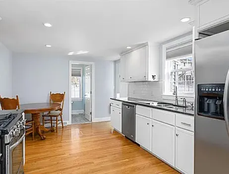 44 Sumner St — Photo 17