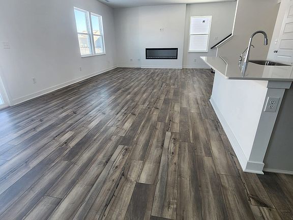 2nd image of 11444 Kylemore Dr