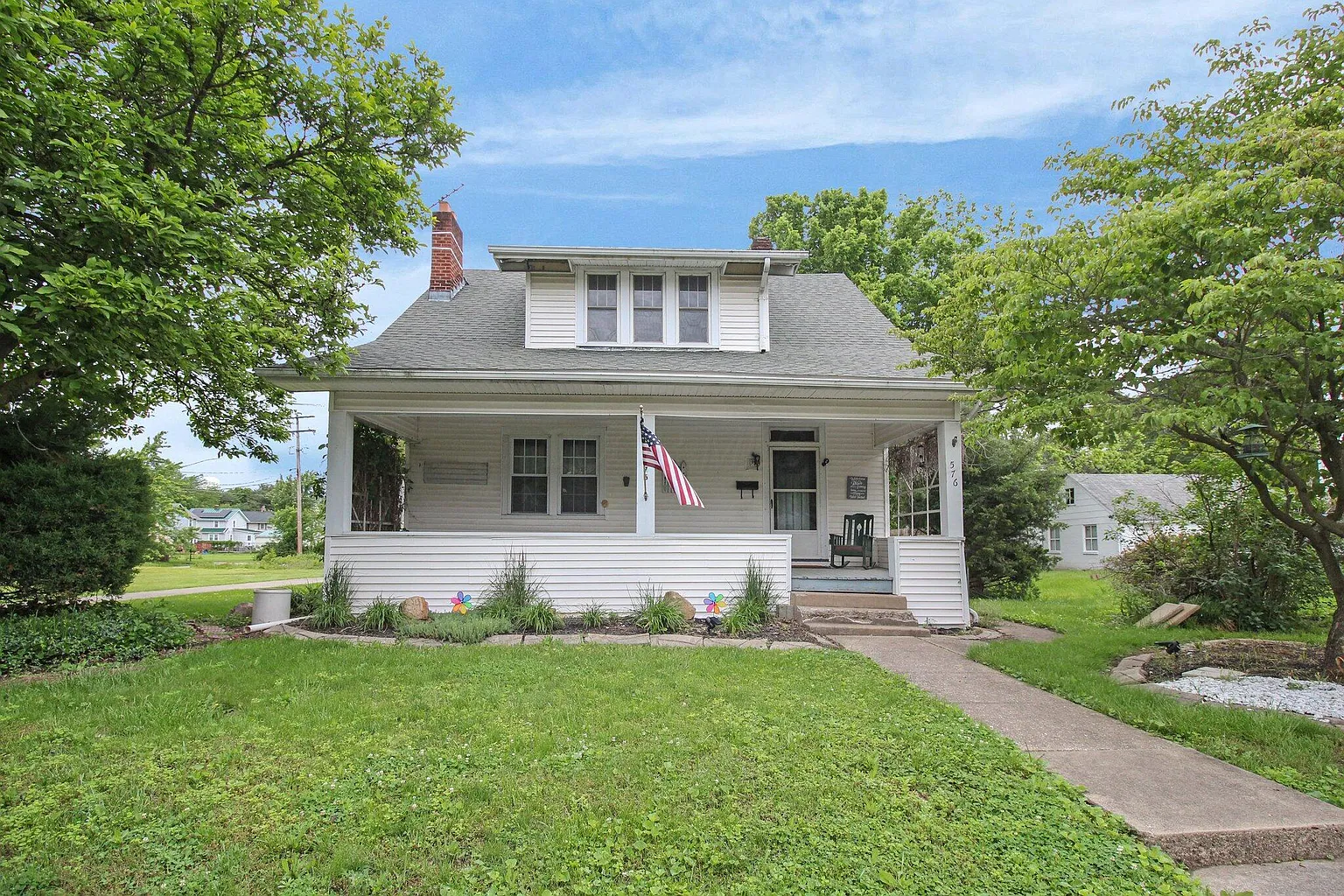 576 Blacklick St photo 1