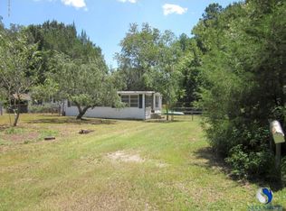 119 Breezewood Cir, San Mateo, FL 32187