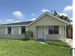 148 Winnona Dr, Bridge City, LA 70094