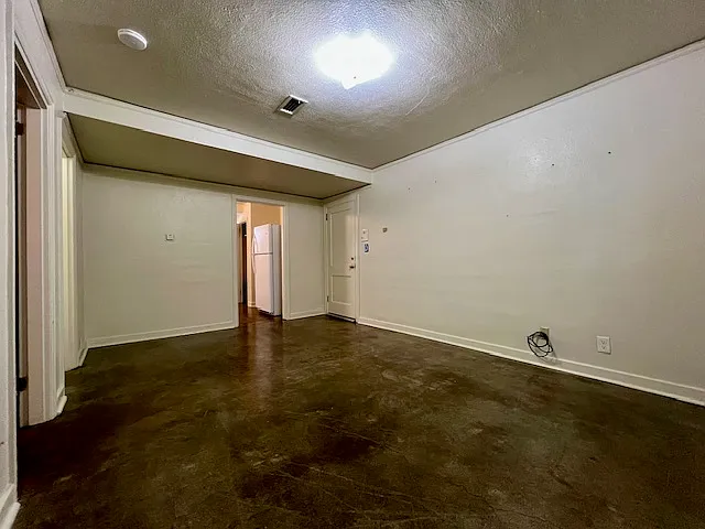 610 Washington St #9 — Photo 4