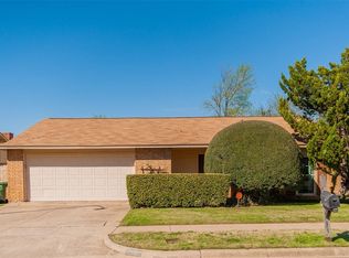 6507 Forestview Dr, Arlington, TX 76016