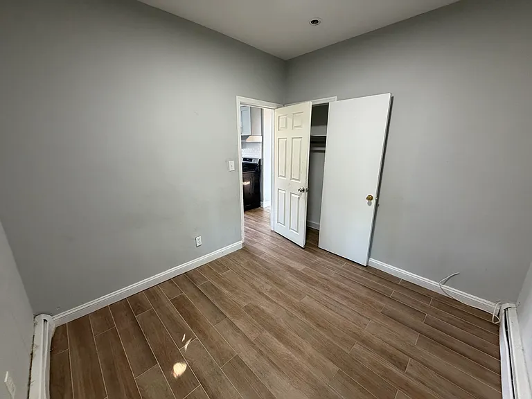 430 Union Ave #3 — Photo 13