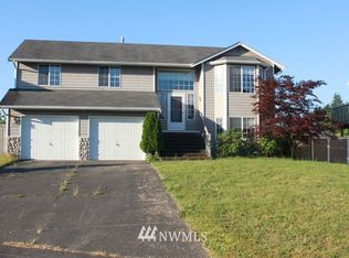 8118 203rd St E, Spanaway, WA