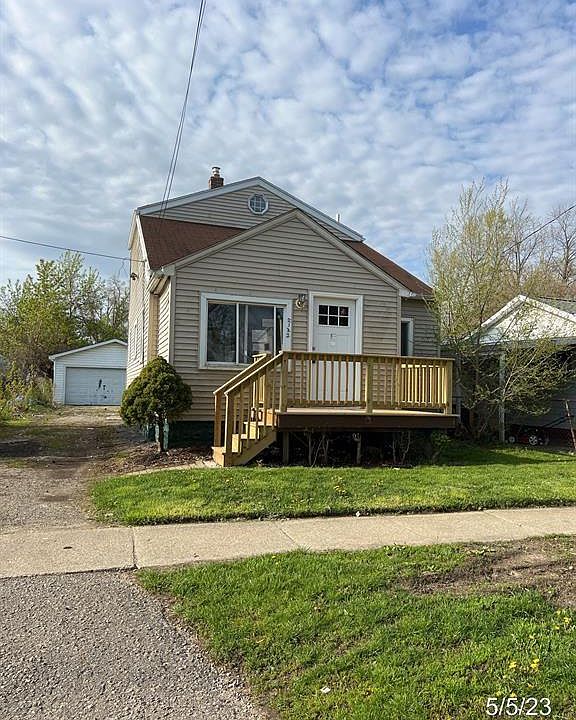 2122 E Whittemore Ave Burton MI 48529 Zillow