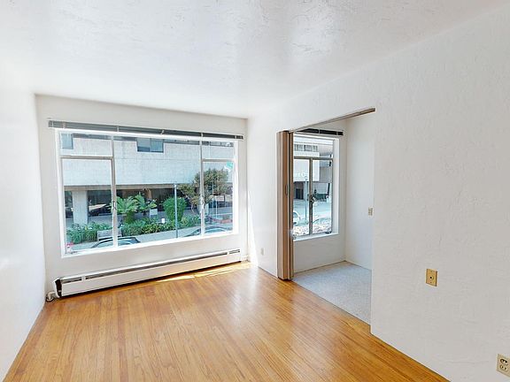 5th image of 2250 Buchanan St APT 4