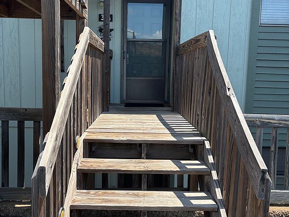 4th image of 21 Southwood Shores Cir #3A