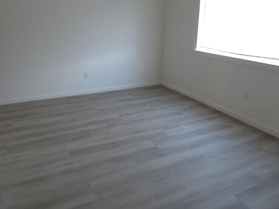 2nd image of 915 Almond Blossom Dr