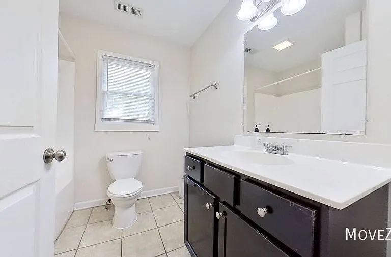 412 S Kerr Ave — Photo 12