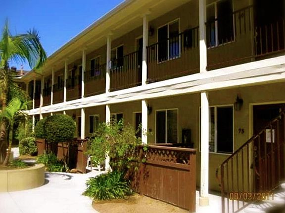 3rd image of 304 J Ave #2