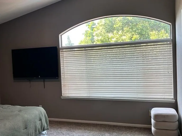 9441 Lakewind Ln — Photo 12