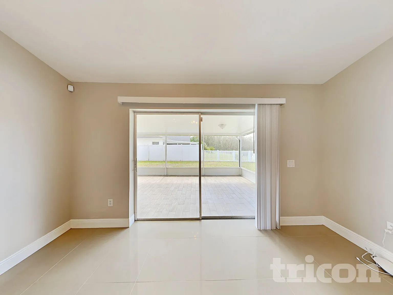 30746 Birdhouse Drive Wesley Chapel FL — Photo 4