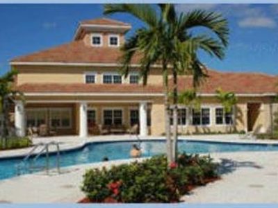 6410 Emerald Dunes Dr APT 104, West Palm Beach, FL, 33411