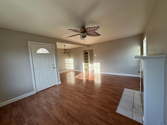 2nd image of 2758 Garden Ave