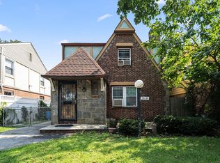11595 219th St, Cambria Heights, NY 11411