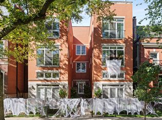 3834 N Greenview Ave APT 3S, Chicago, IL 60613